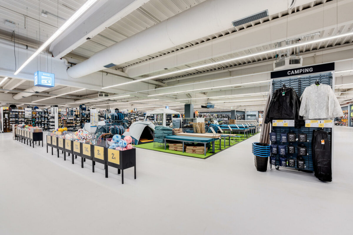 decathlon-aachen-planbar-architektur-umbau-gewerbe-architektur (8)