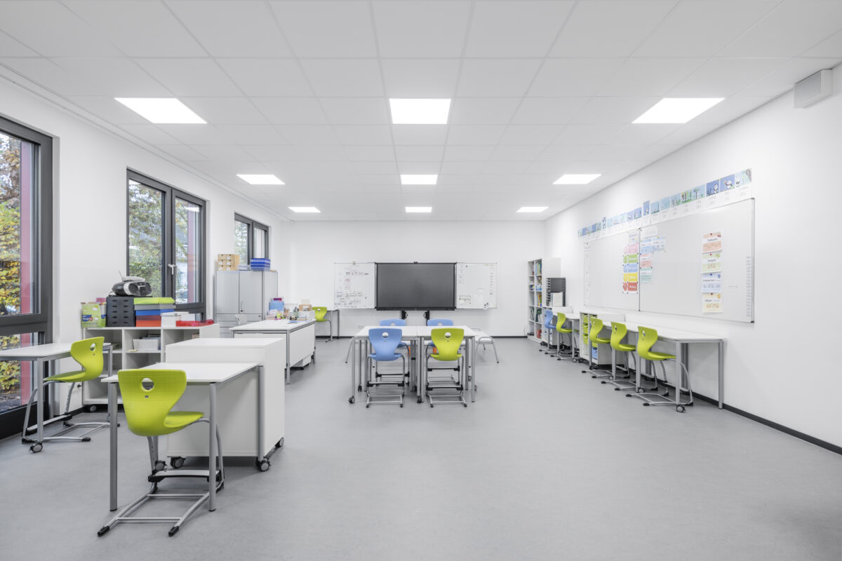 neubau-architektur-planbar-architekt-koeln-Schule-KGS-in-den-auen